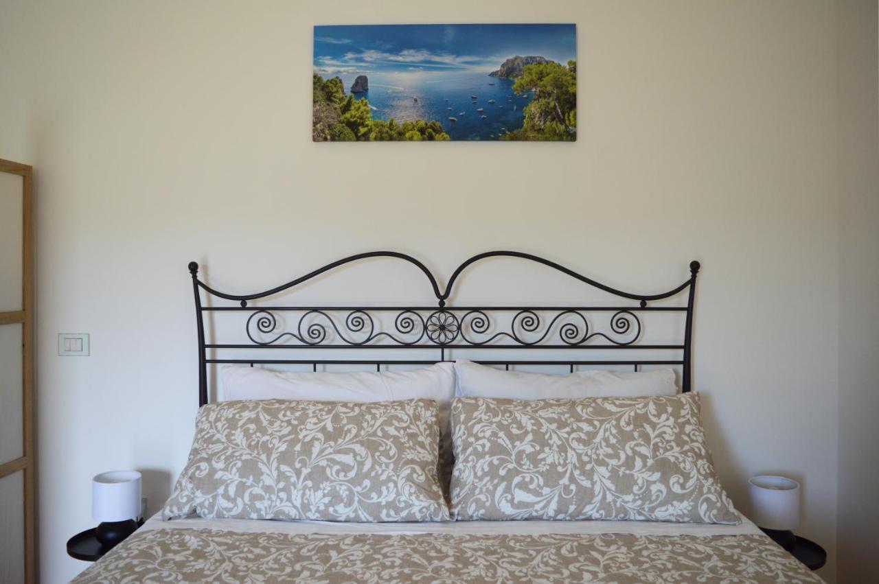 Bed and Breakfast Sara'S Sweet Corner Мета Екстер'єр фото
